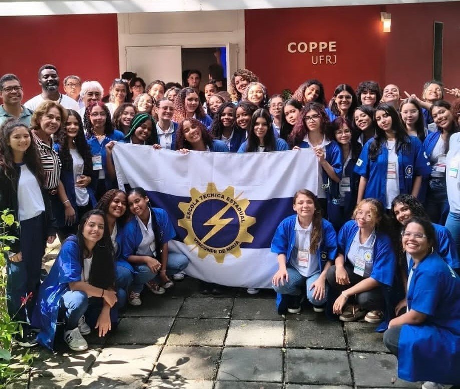 Alunas da Faetec participam de imersão científica na COPPE/UFRJ